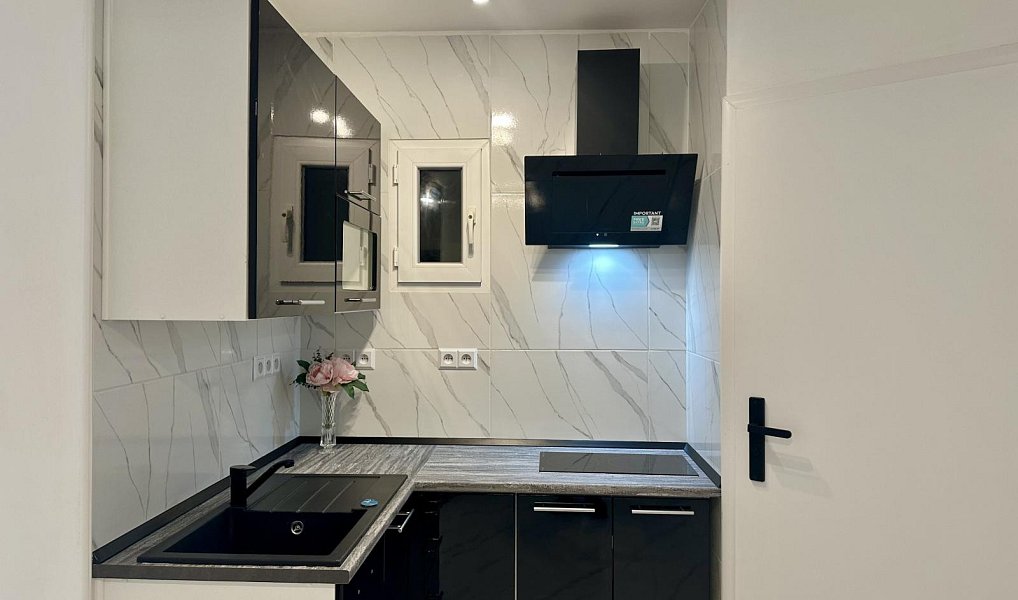 Pronájem bytu 1+kk, 38 m², Smíchov - Praha 5, Praha