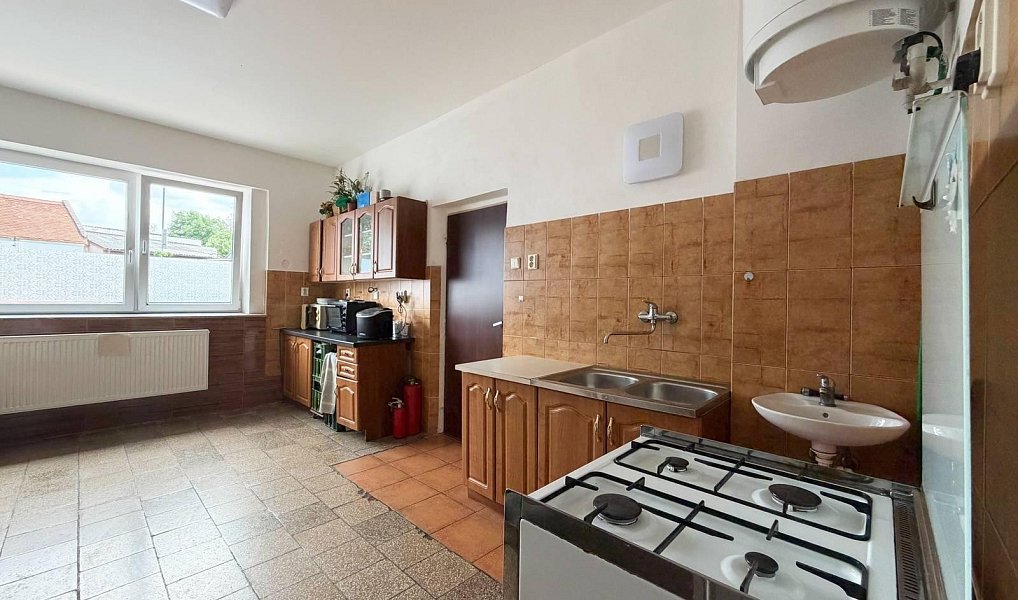 Prodej restaurace 180 m², Podbořany – náhled fotky 9