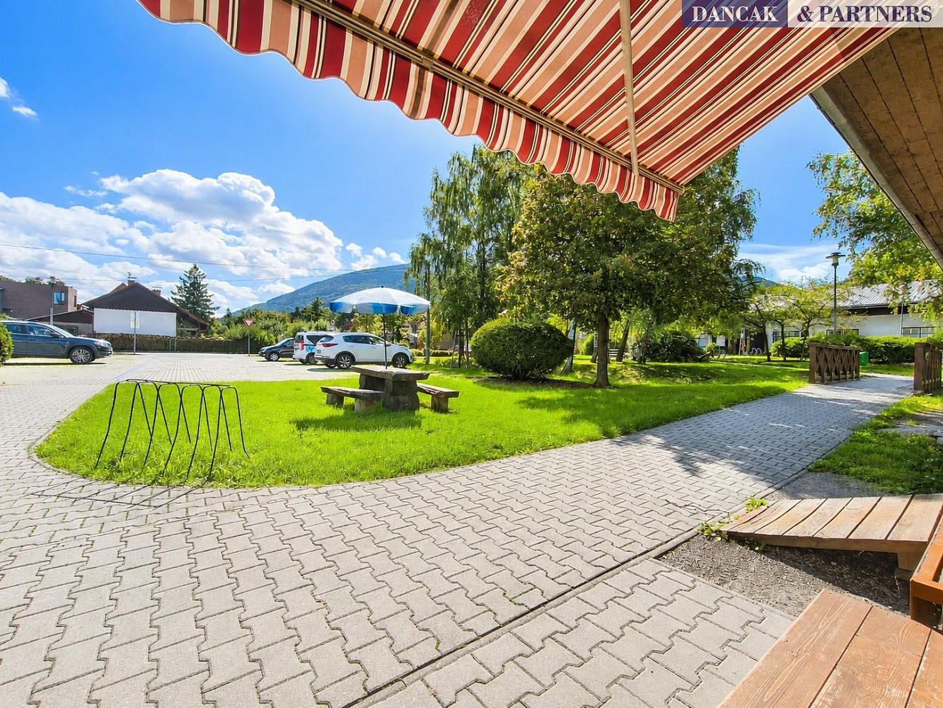 Prodej obchodních prostor 50 m² – fotografie 3