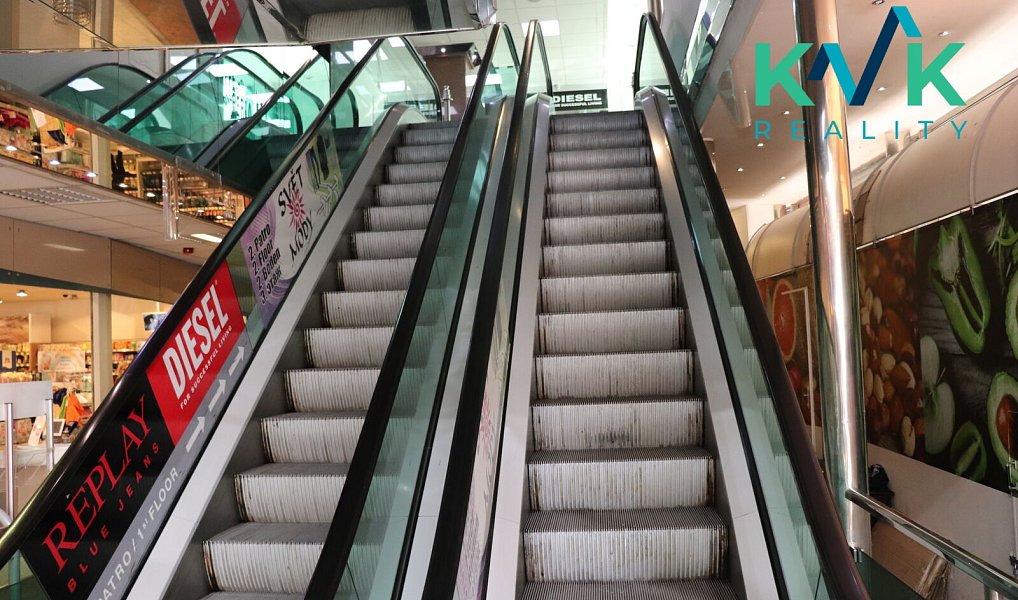Pronájem obchodních prostor 397 m², Karlovy Vary – náhled fotky 2