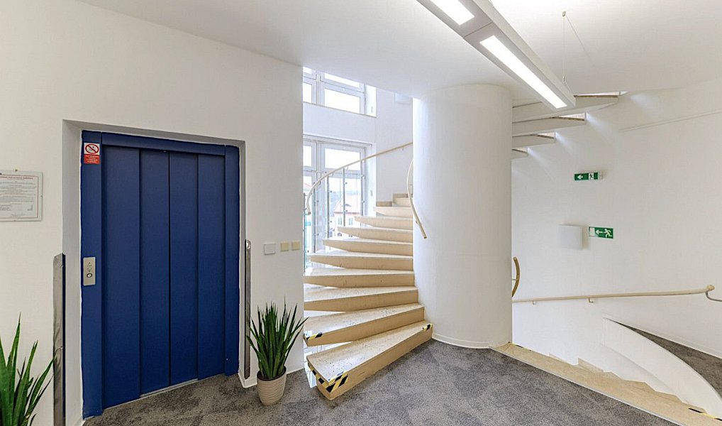 Pronájem obchodních prostor 317 m², Mladá Boleslav – náhled fotky 8