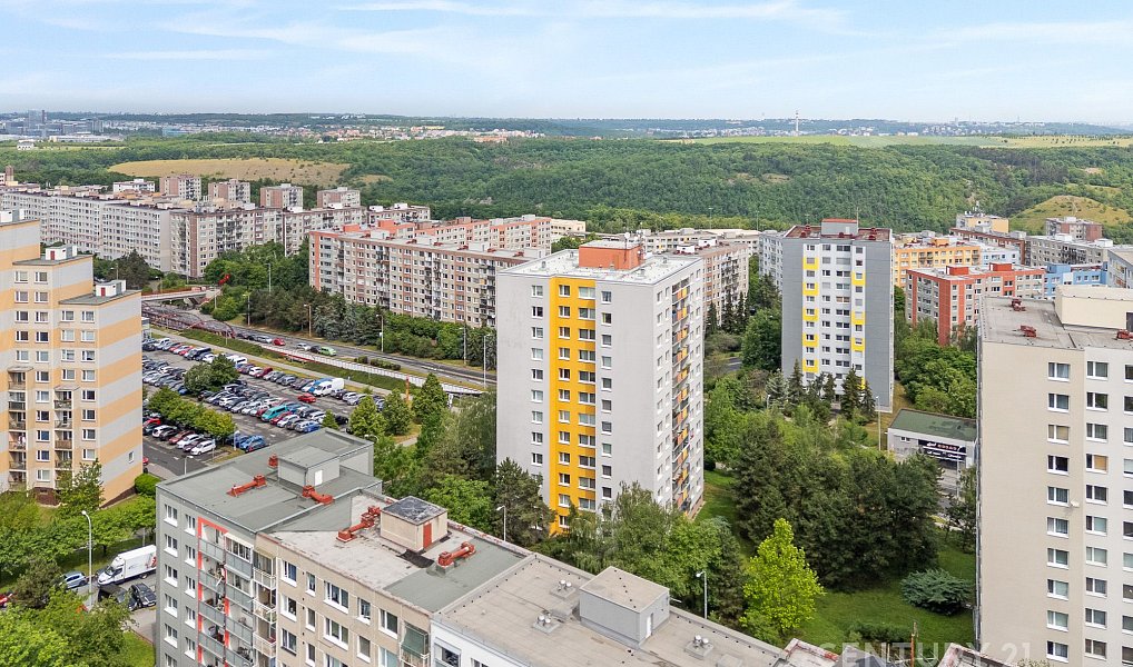 Prodej bytu 3+1 77 m², Praha – náhled fotky 36