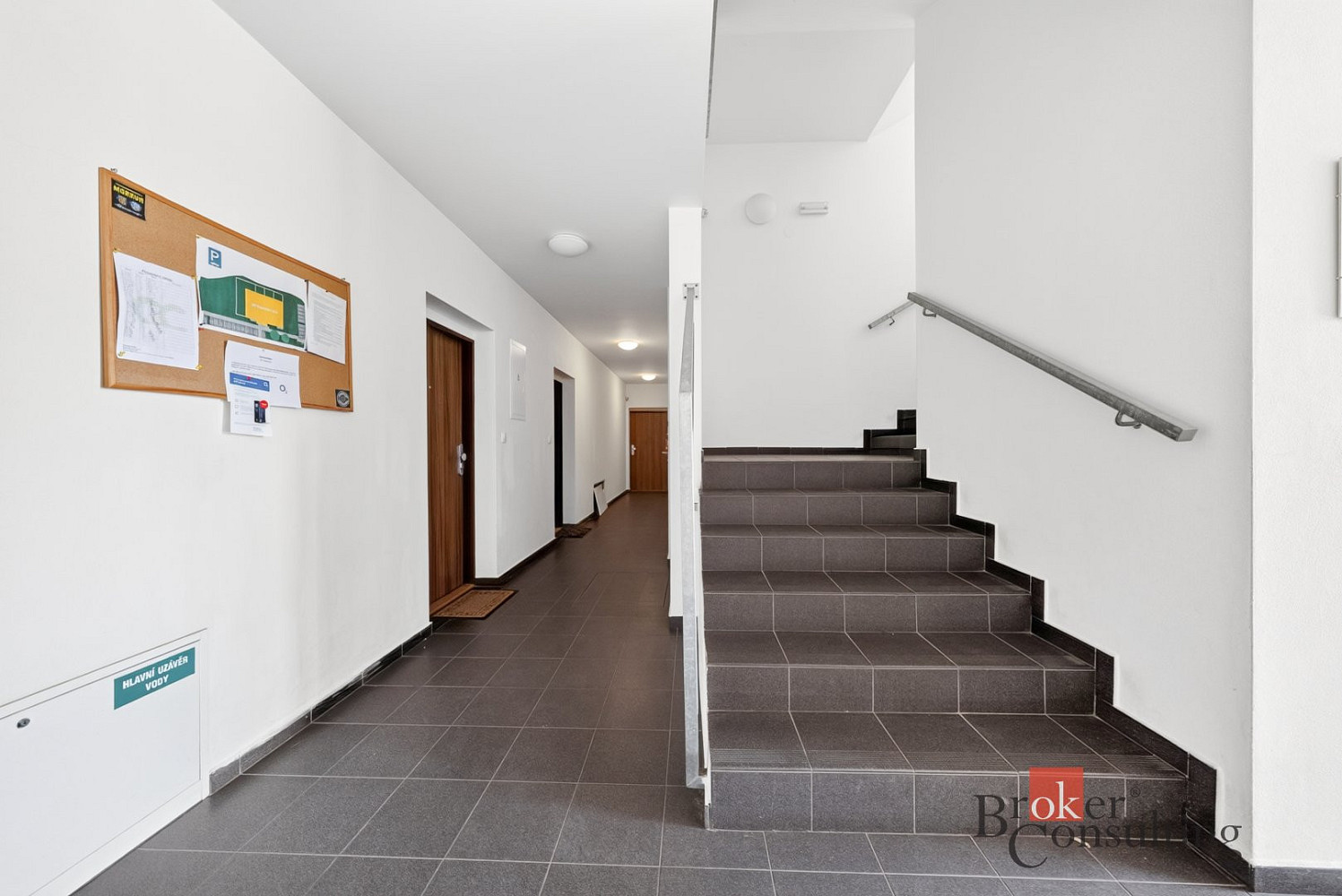 Prodej bytu 2+kk 52 m² – fotografie 3