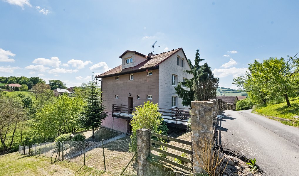 Prodej domu 395 m², Zádveřice-Raková – náhled fotky 3