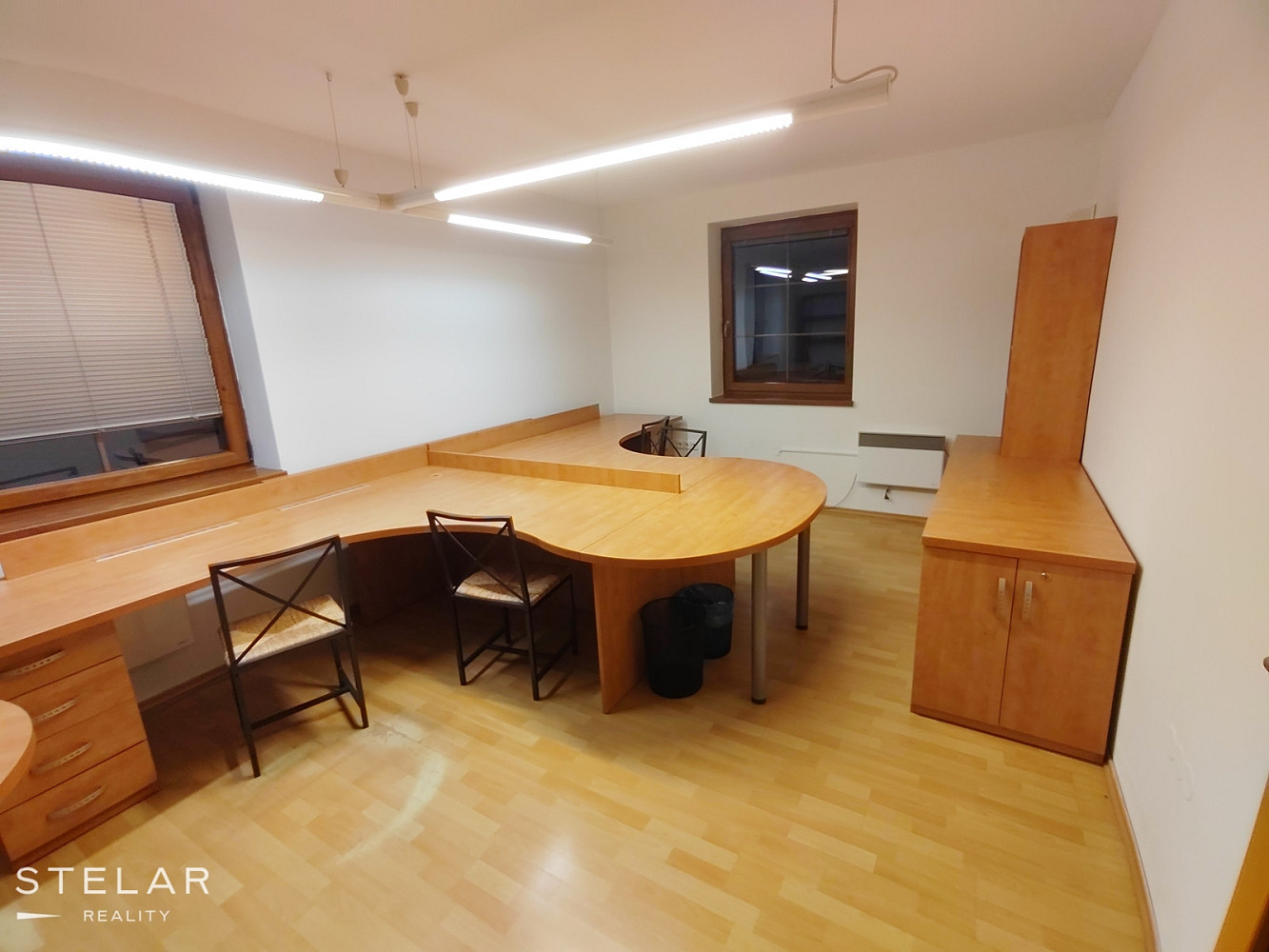 Pronájem kanceláře 21 m² – fotografie 3