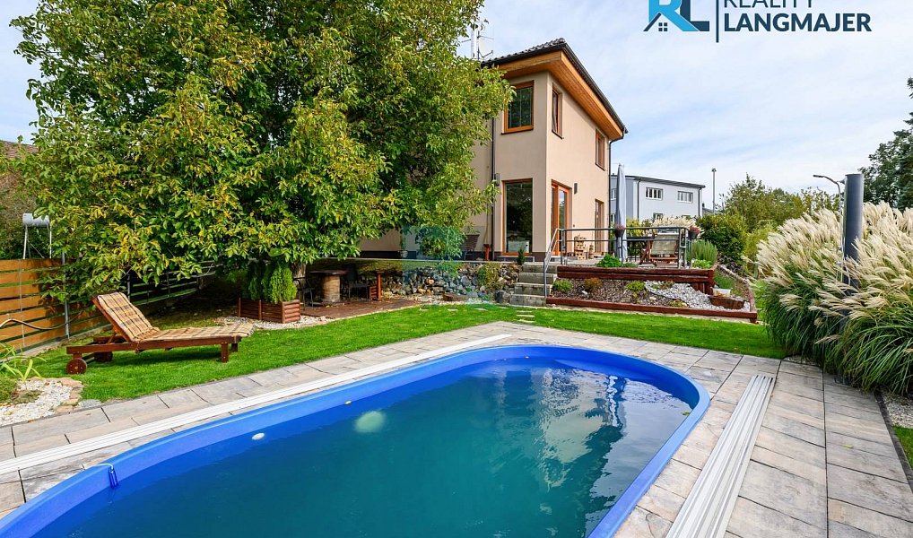 Prodej domu 183 m² s pozemkem 724 m², Plzeň – náhled fotky 42