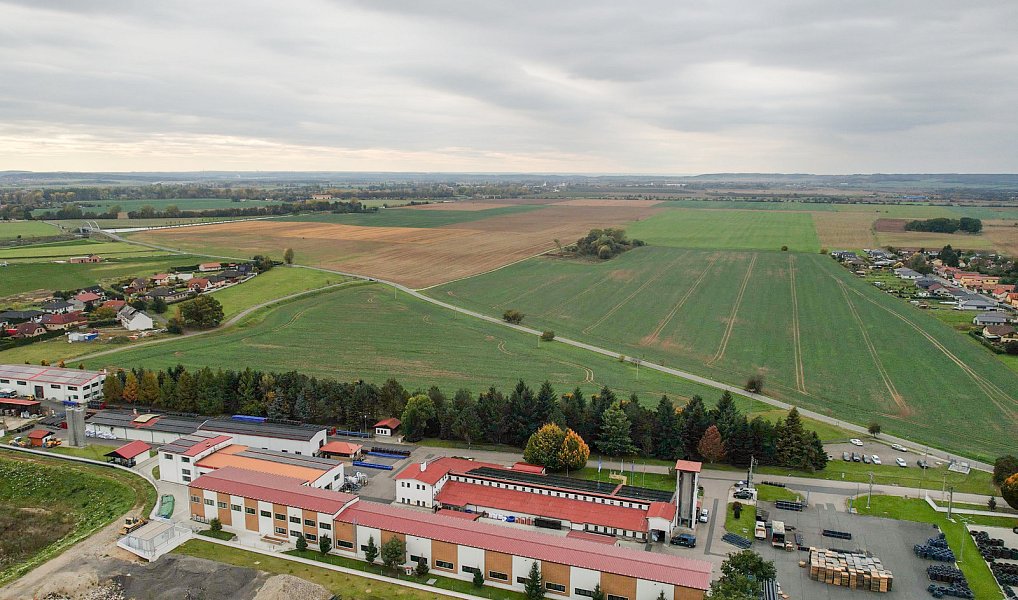 Prodej stavebního pozemku 800 m², Hořín – náhled fotky 4