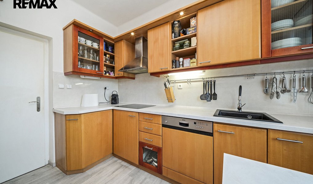 Prodej domu 182 m² s pozemkem 319 m², Veselí nad Moravou – náhled fotky 8