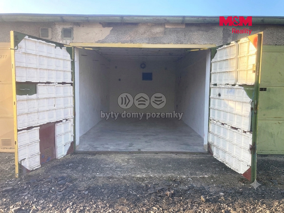 Pronájem garáže, 18 m2, slaný, ul. smečenská — photo 4