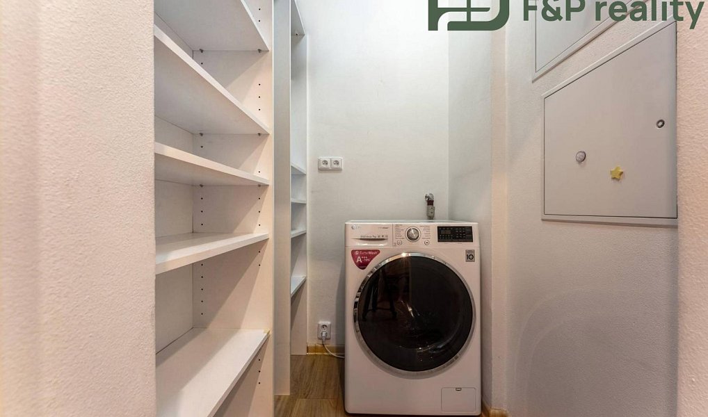 Prodej bytu 3+1 72 m², Praha – náhled fotky 20