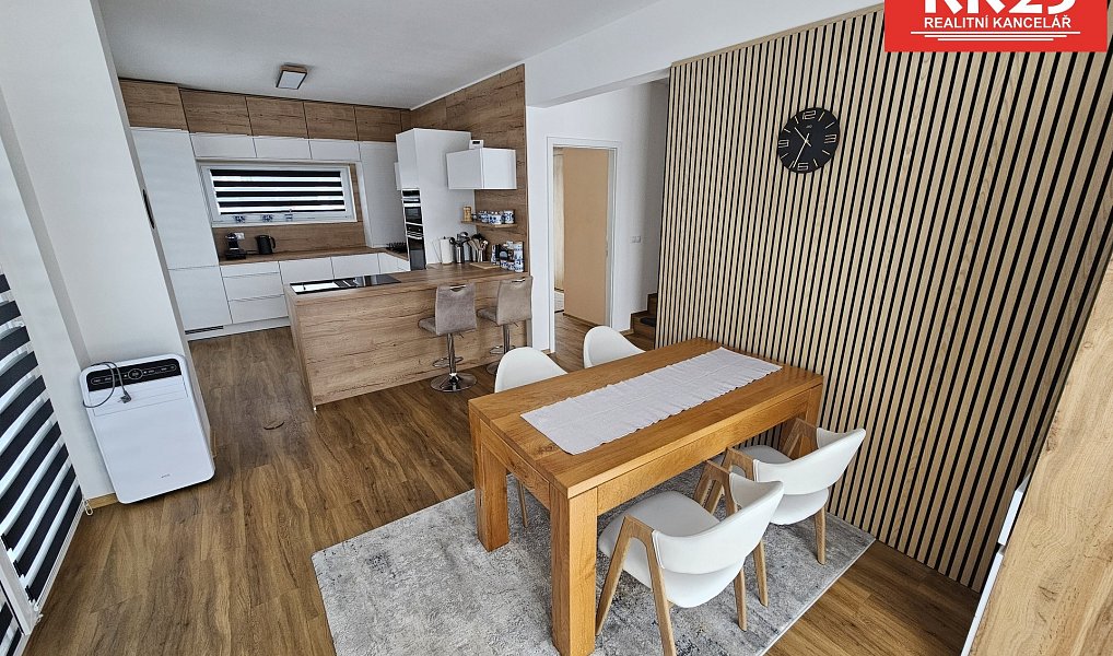 Prodej domu 100 m² s pozemkem 377 m², Chodová Planá – náhled fotky 9