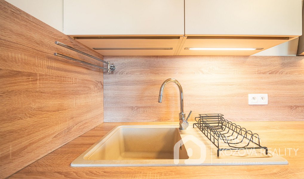 Pronájem bytu 2+kk 59 m², Praha – náhled fotky 15