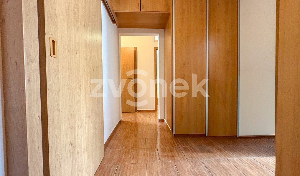 Pronájem bytu 3+1 67 m², Zlín – náhled fotky 12