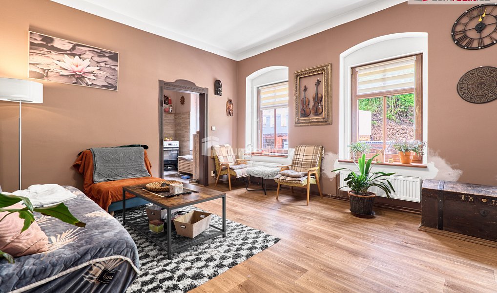 Prodej domu 380 m² s pozemkem 489 m², Jáchymov – náhled fotky 2