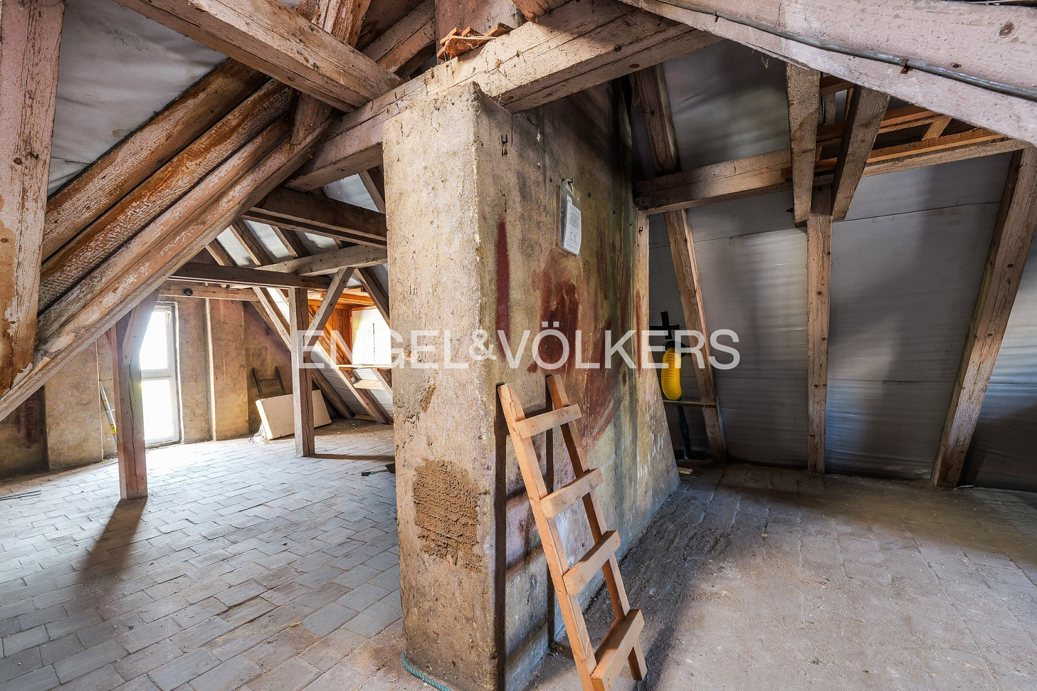 Prodej komerčního objektu (jiného typu) 110 m² – fotografie 4