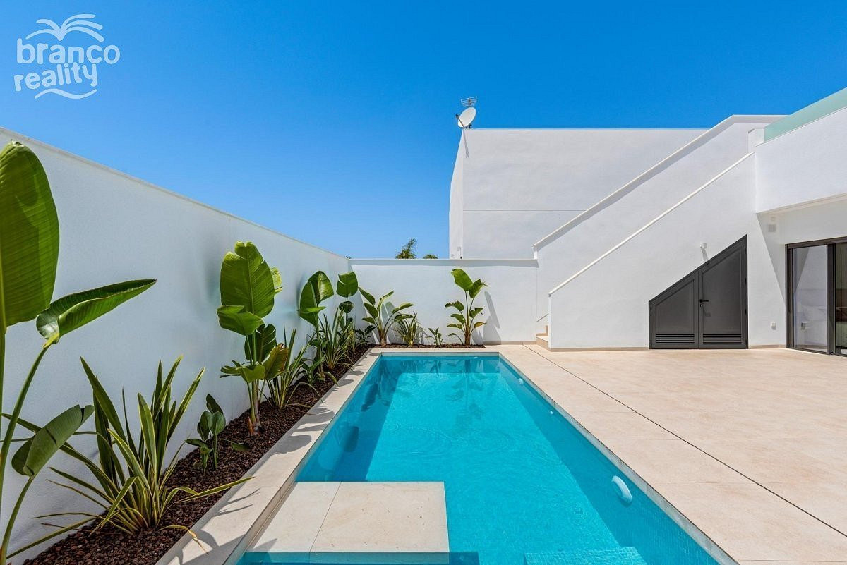 Prodej domu 106 m² s pozemkem 235 m² – pohled 2
