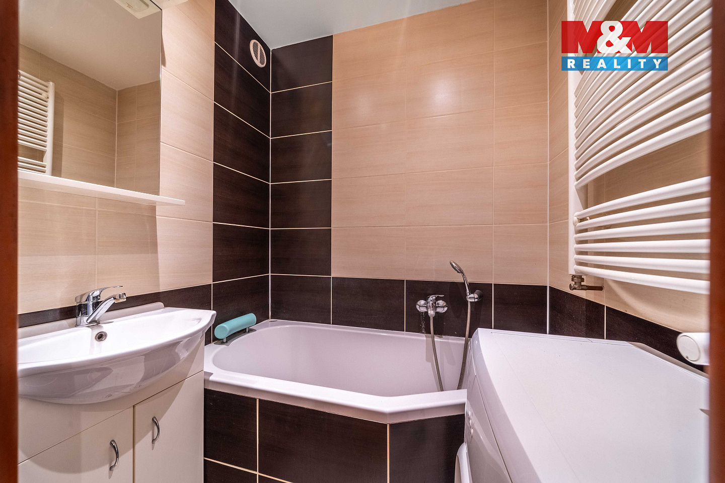 Prodej bytu 2+1 56 m² — photo 3