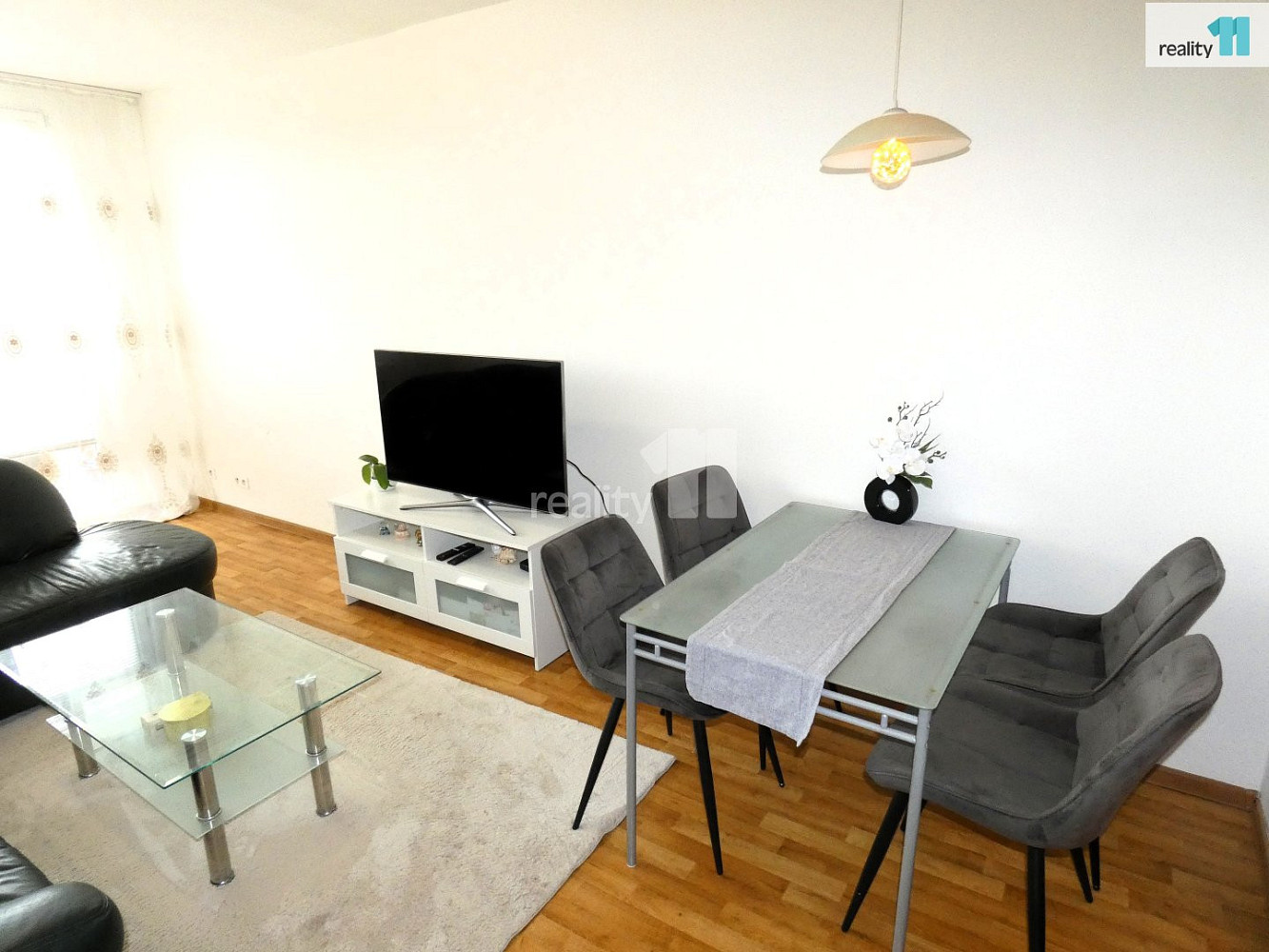 Pronájem bytu 2+kk 48 m² — photo 2