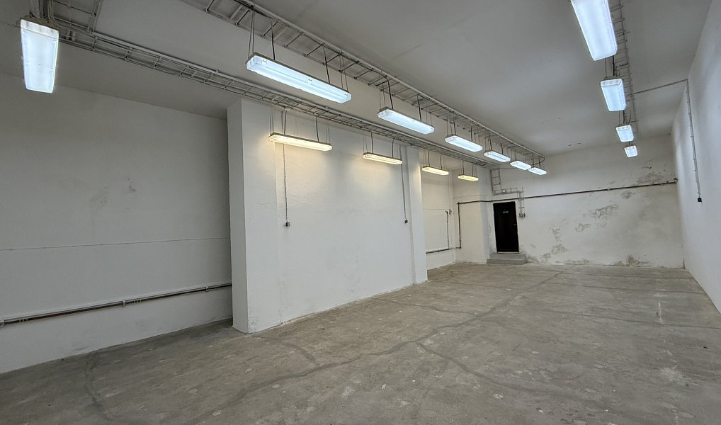 Pronájem skladovacích prostor 111 m², Kladno – náhled fotky 2
