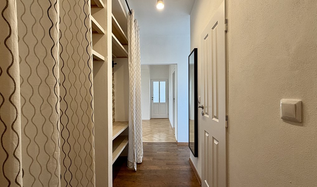 Pronájem bytu 3+1 66 m², Znojmo – náhled fotky 4