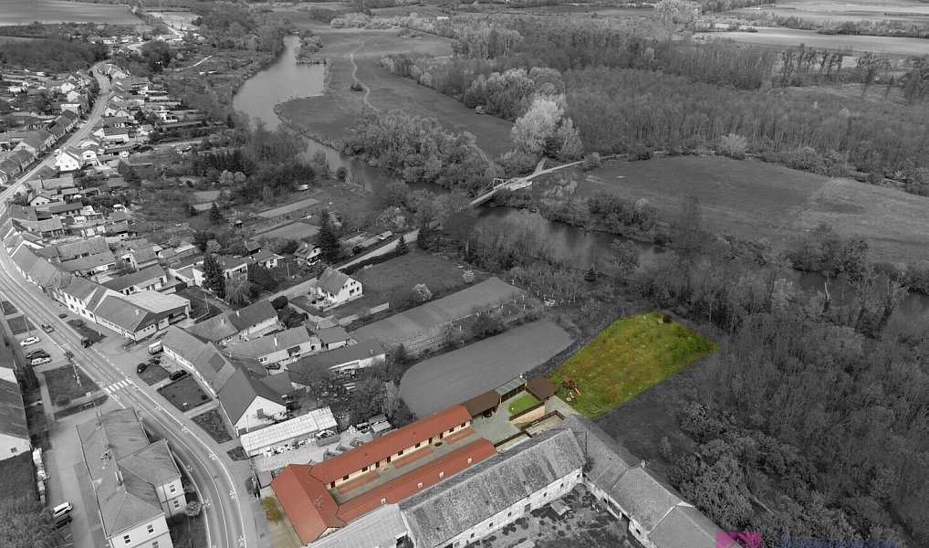 Prodej ubytovacího objektu 664 m², Bulhary – náhled fotky 2
