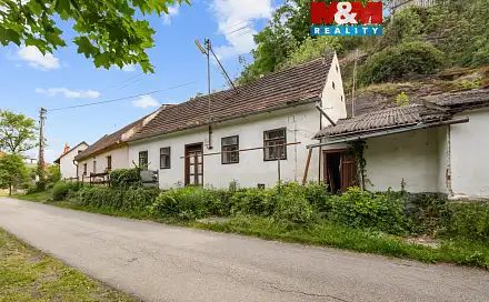 Prodej domu 34 m² s pozemkem 75 m², Pod Jánem, Netolice, okres Prachatice