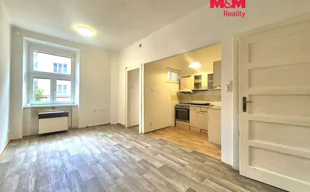 Pronájem bytu 1+kk 31 m², Stupkova, Praha 7 - Holešovice