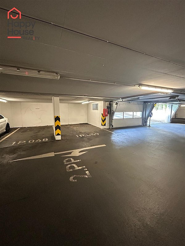 Pronájem gs v suterénu bytového domu u metra c budějovická, praha 4 michle, ul hanusova — photo 3
