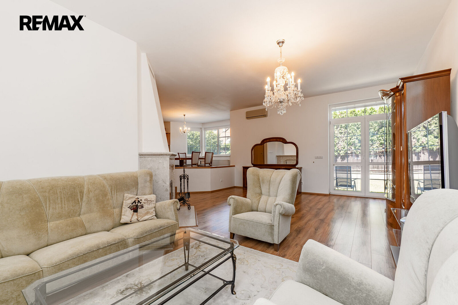 Pronájem domu 280 m² s pozemkem 764 m² – další