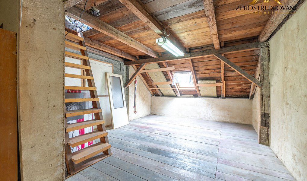 Prodej domu 380 m² s pozemkem 615 m², Kraslice – náhled fotky 24
