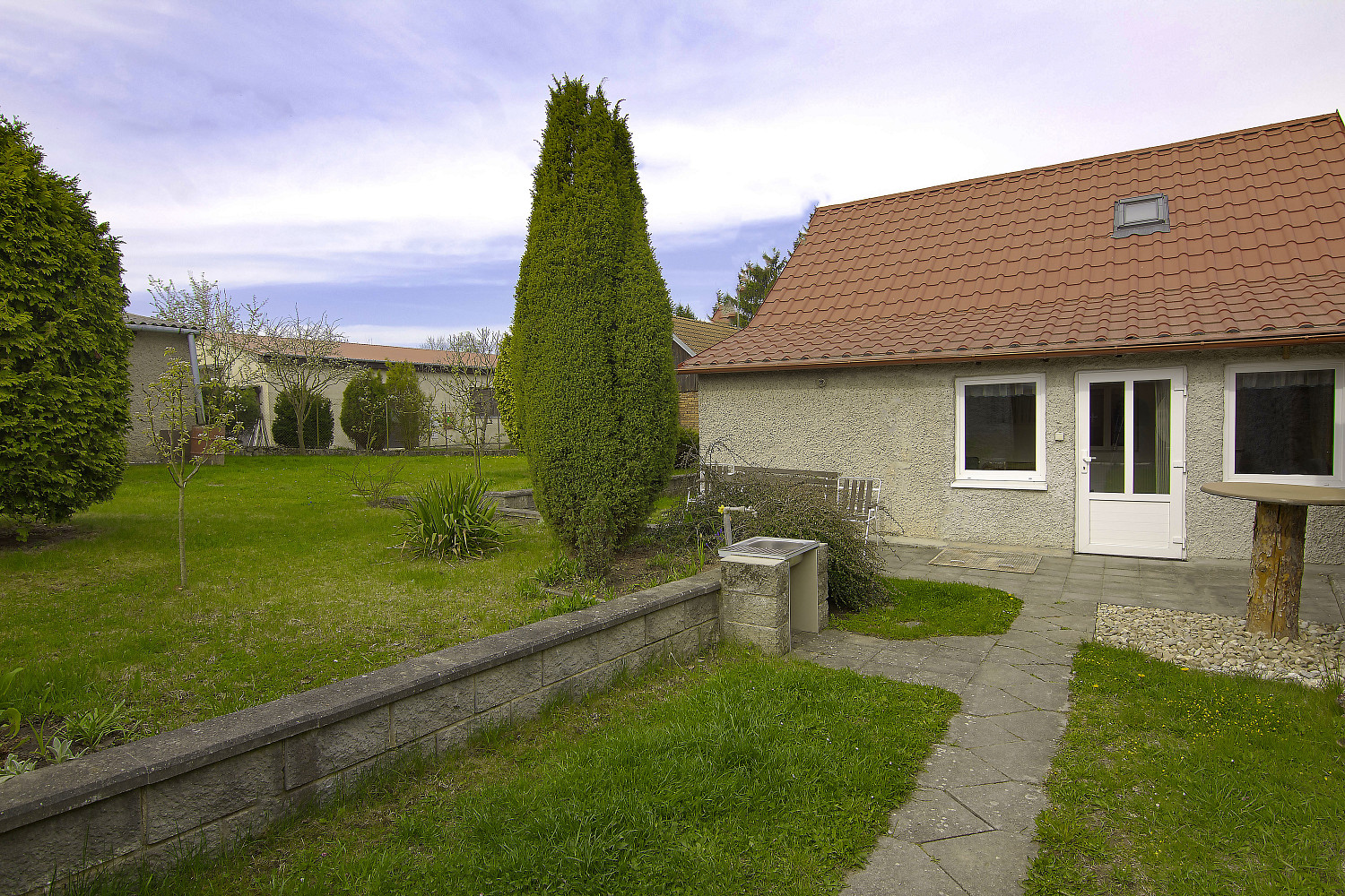 Pronájem domu 80 m² s pozemkem 538 m²