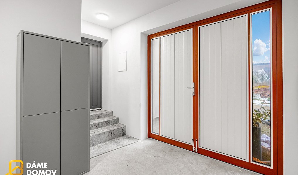 Prodej domu 308 m² s pozemkem 3 861 m², Suchov – náhled fotky 36