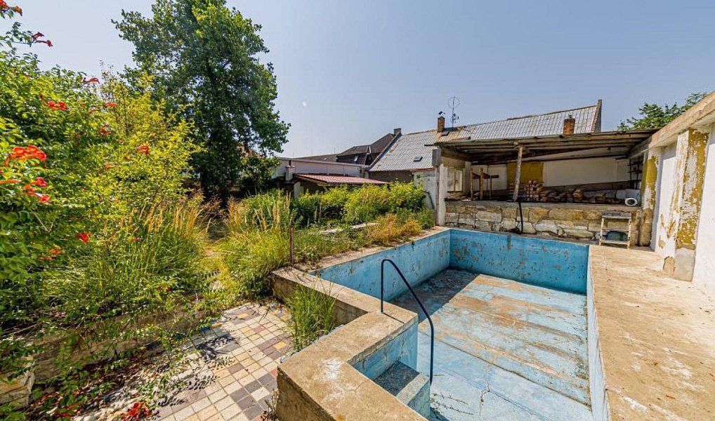 Prodej domu 160 m² s pozemkem 931 m², Slavonice – náhled fotky 26