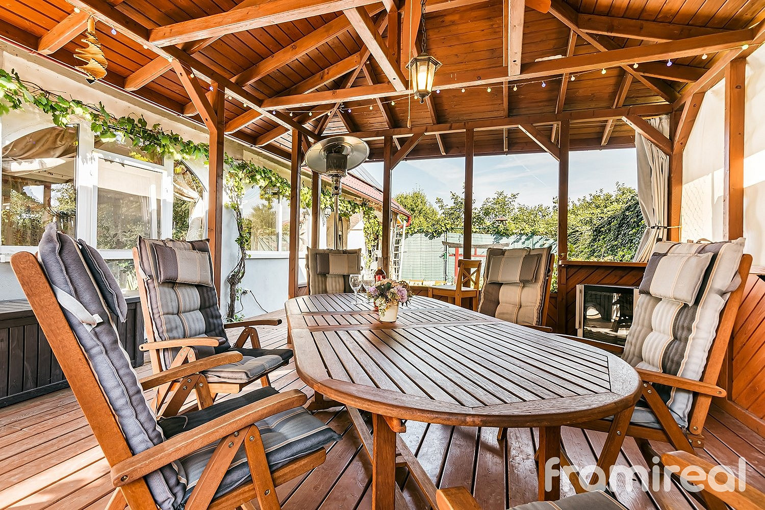Prodej domu 250 m² s pozemkem 516 m² – fotografie 4