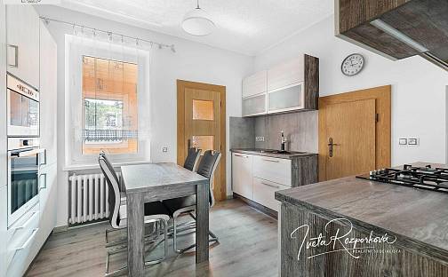 Pronájem bytu 3+1 75 m², Nábřeží, Rosice, okres Brno-venkov