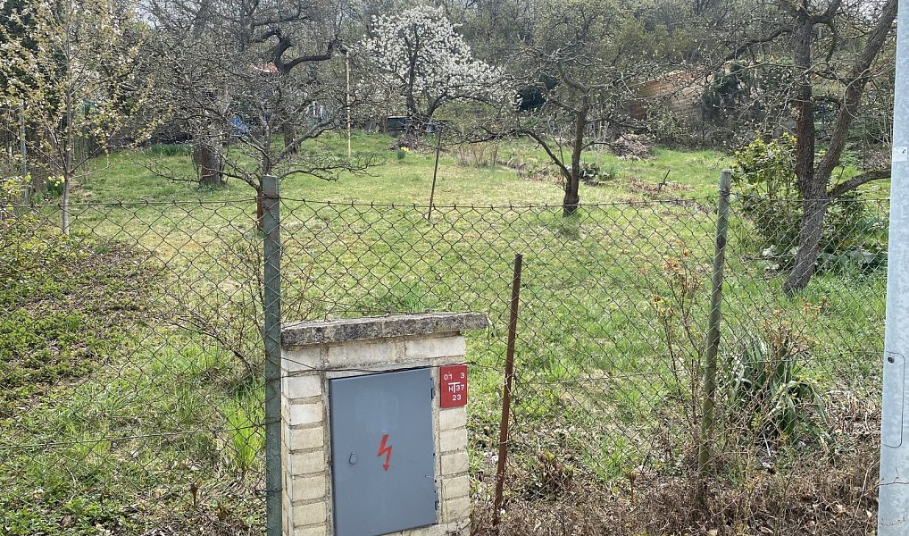 Prodej stavebního pozemku 763 m², Praha – náhled fotky 9