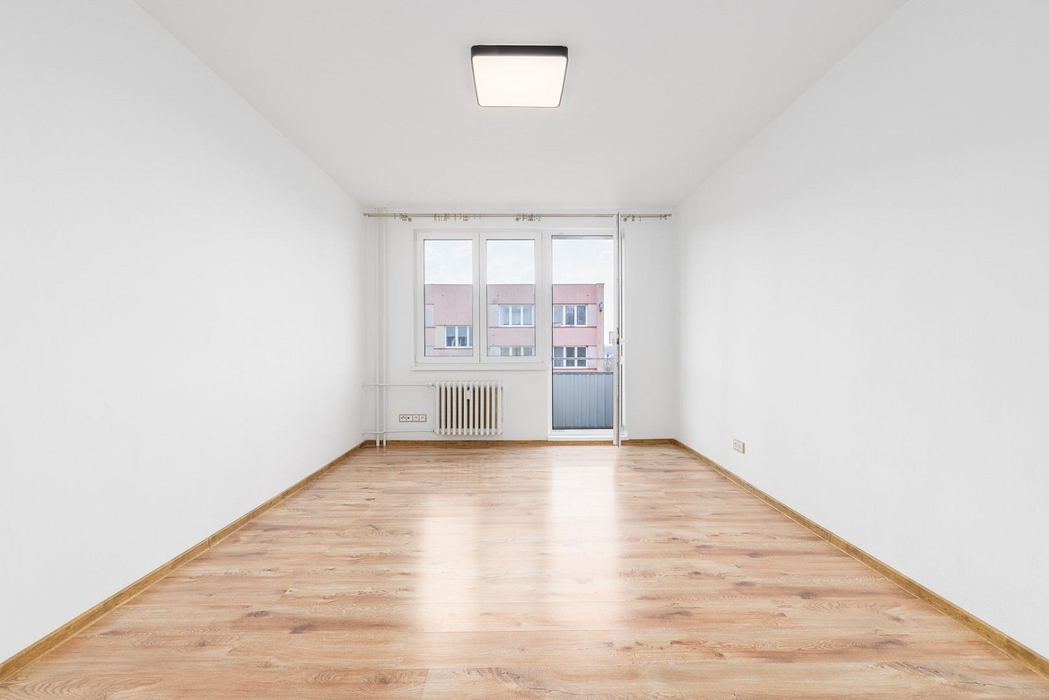 Pronájem bytu 2+1 56 m² — photo 4