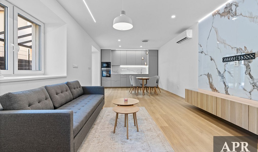Prodej domu 76 m² s pozemkem 138 m², Nivnice – náhled fotky 2