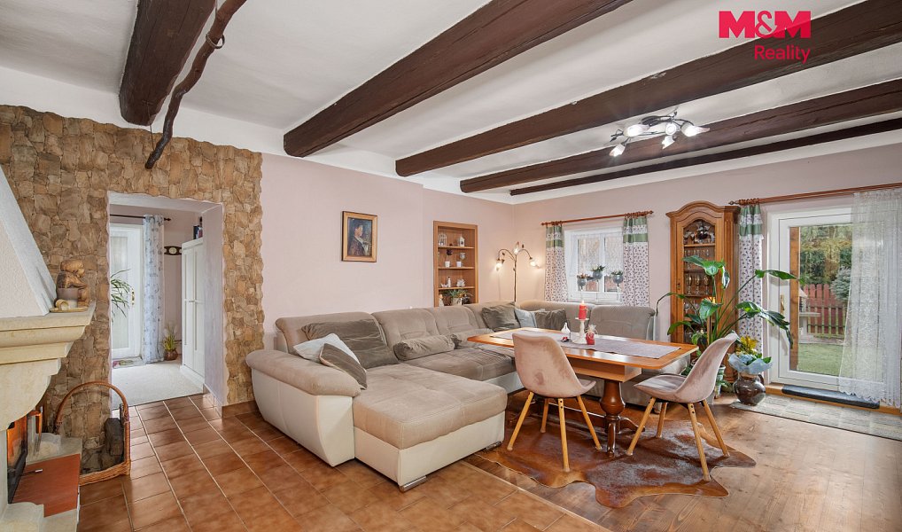 Prodej domu 169 m² s pozemkem 1 020 m², Vysokov – náhled fotky 2