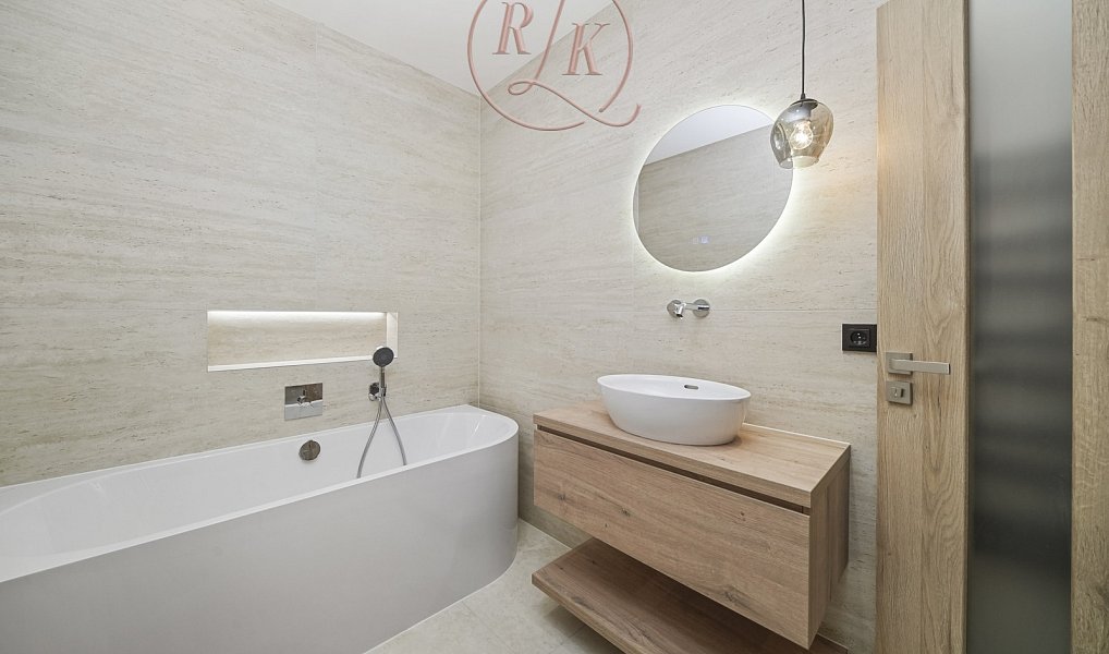 Prodej domu 170 m² s pozemkem 1 000 m², Kupařovice – náhled fotky 11