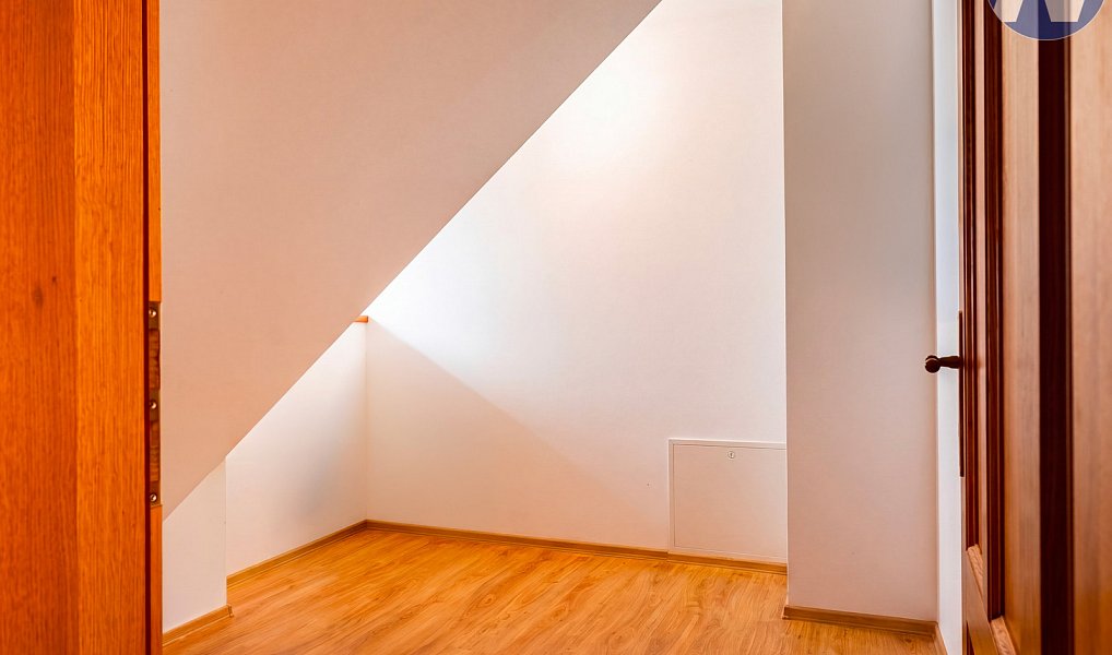 Prodej zemědělského objektu 290 m², Mahouš – náhled fotky 20