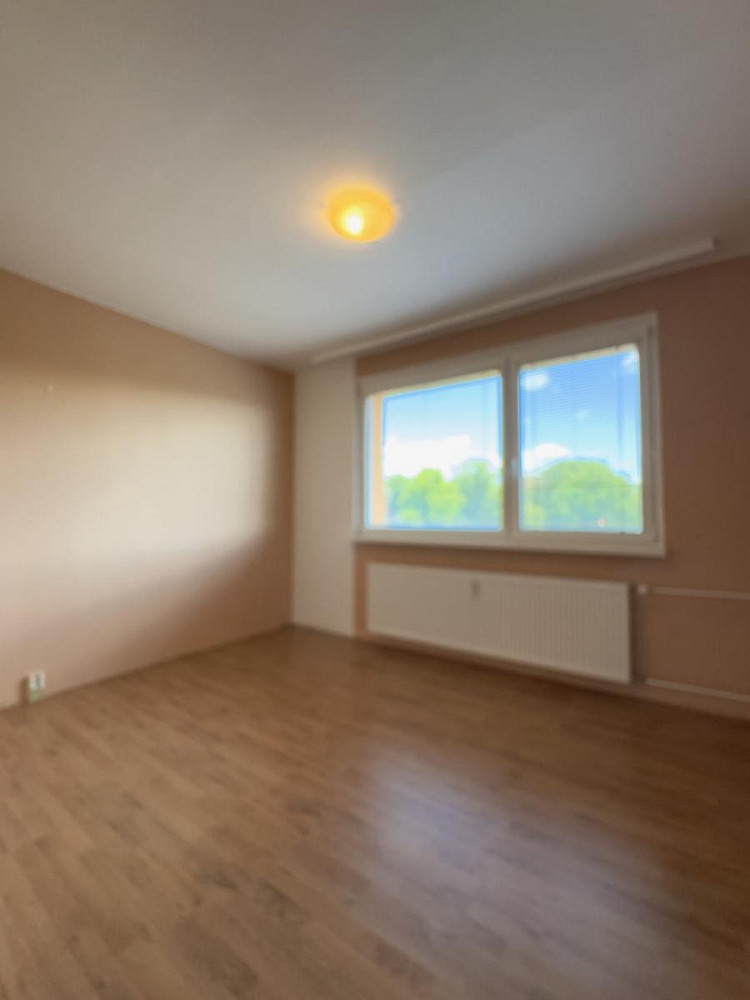 Pronájem bytu 2+kk 40 m² – fotografie 4