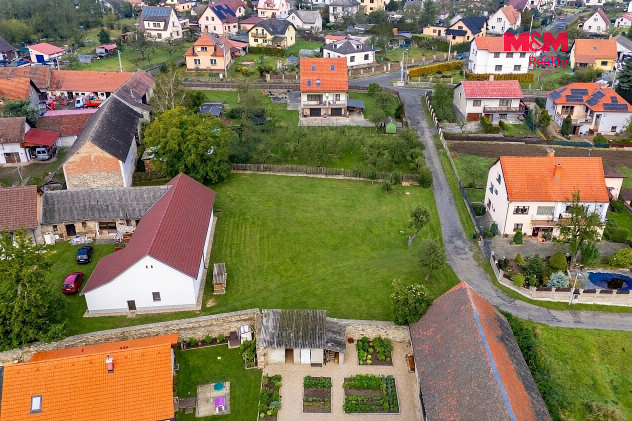 Prodej stavebního pozemku 1 129 m² – fotografie 2