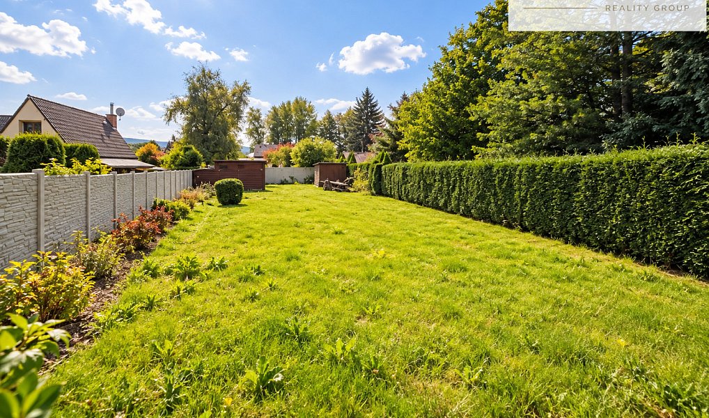 Prodej stavebního pozemku 455 m², Nová Role – náhled fotky 4