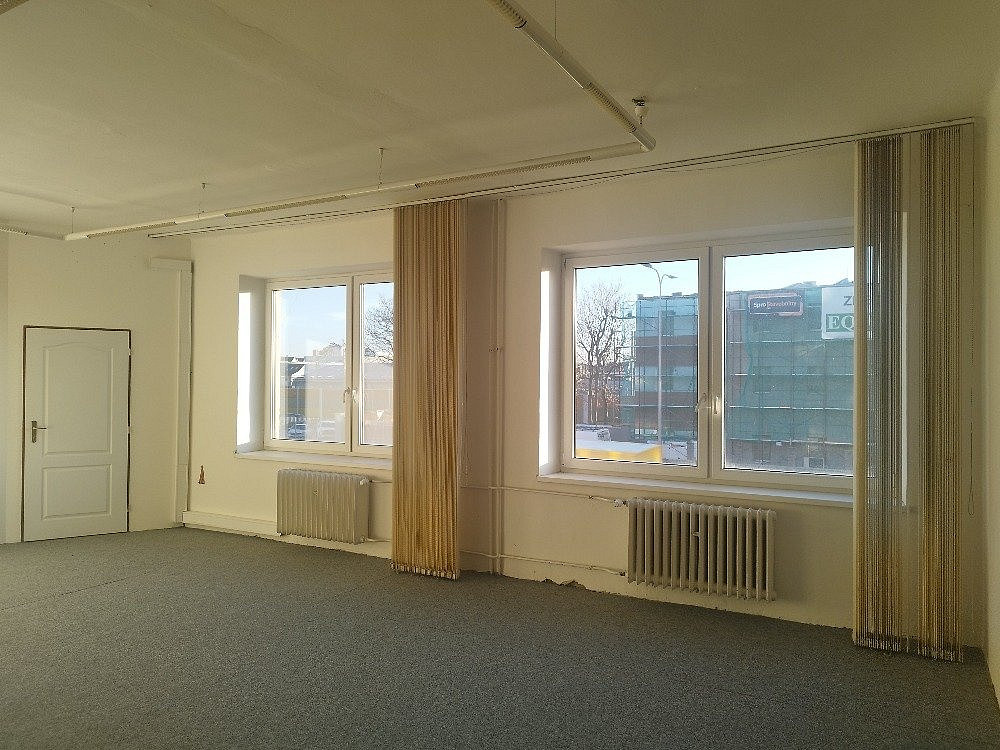 Pronájem kanceláře 40 m² – fotografie 2