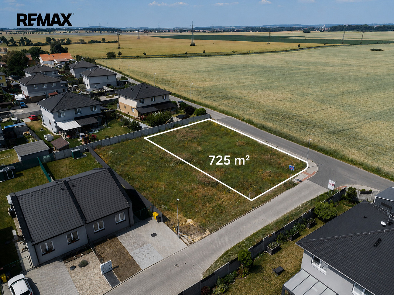 Prodej stavebního pozemku 725 m²