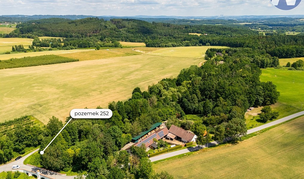 Prodej pozemku 7 891 m², Lhenice – náhled fotky 2