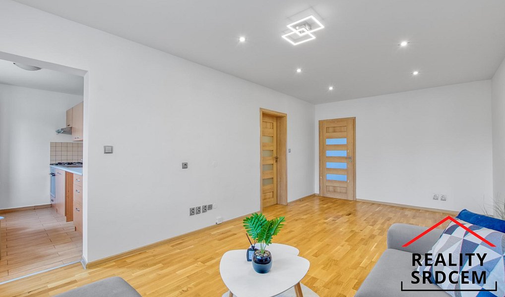Pronájem bytu 2+1 55 m², Karviná – náhled fotky 3