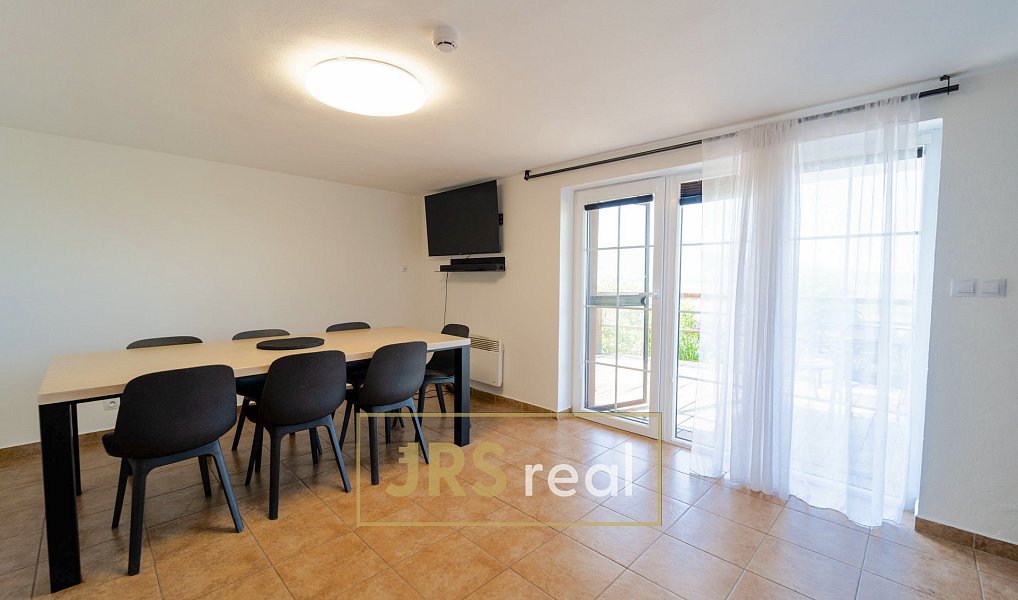 Prodej ubytovacího objektu 160 m², Strachotín – náhled fotky 12