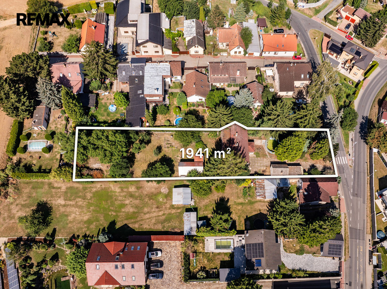 Prodej stavebního pozemku 1 941 m² – fotografie 5
